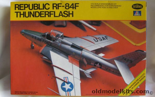 Testors 1/72 Republic RF-84F Thunderflash -  USAF / Luftwaffe / Republic of China, 876 plastic model kit